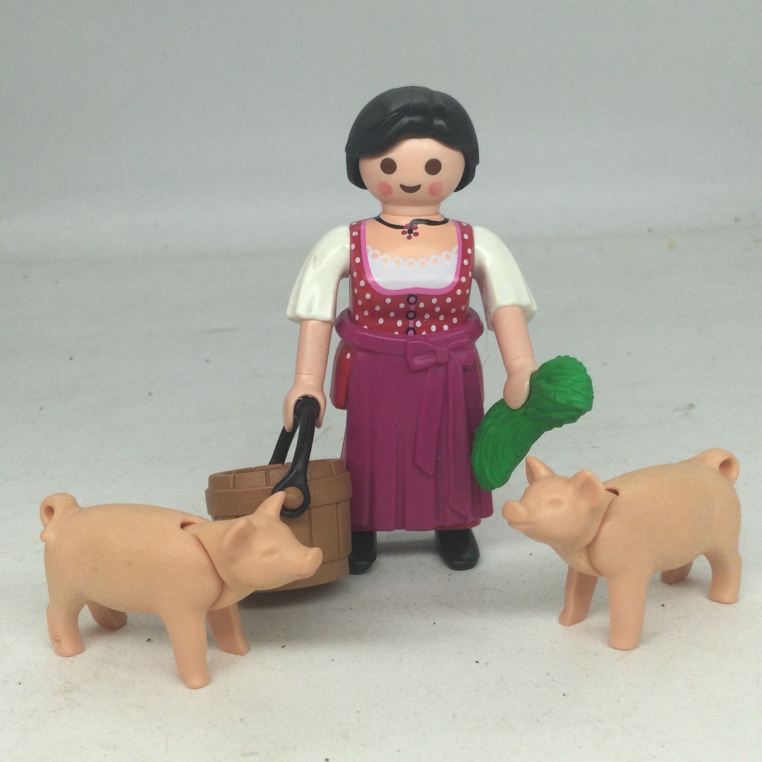 playmobil fermière et cochons