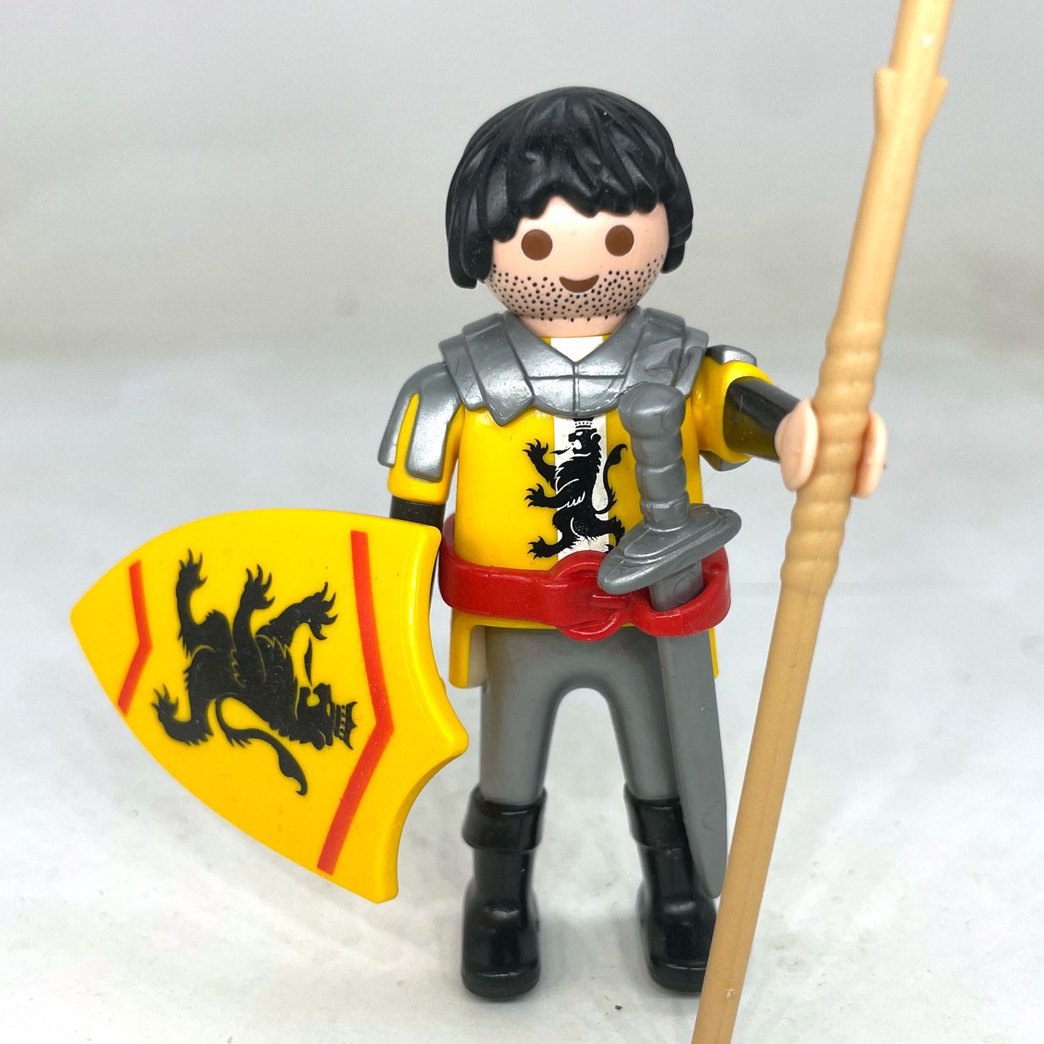 Playmobil chevalier lion jaune