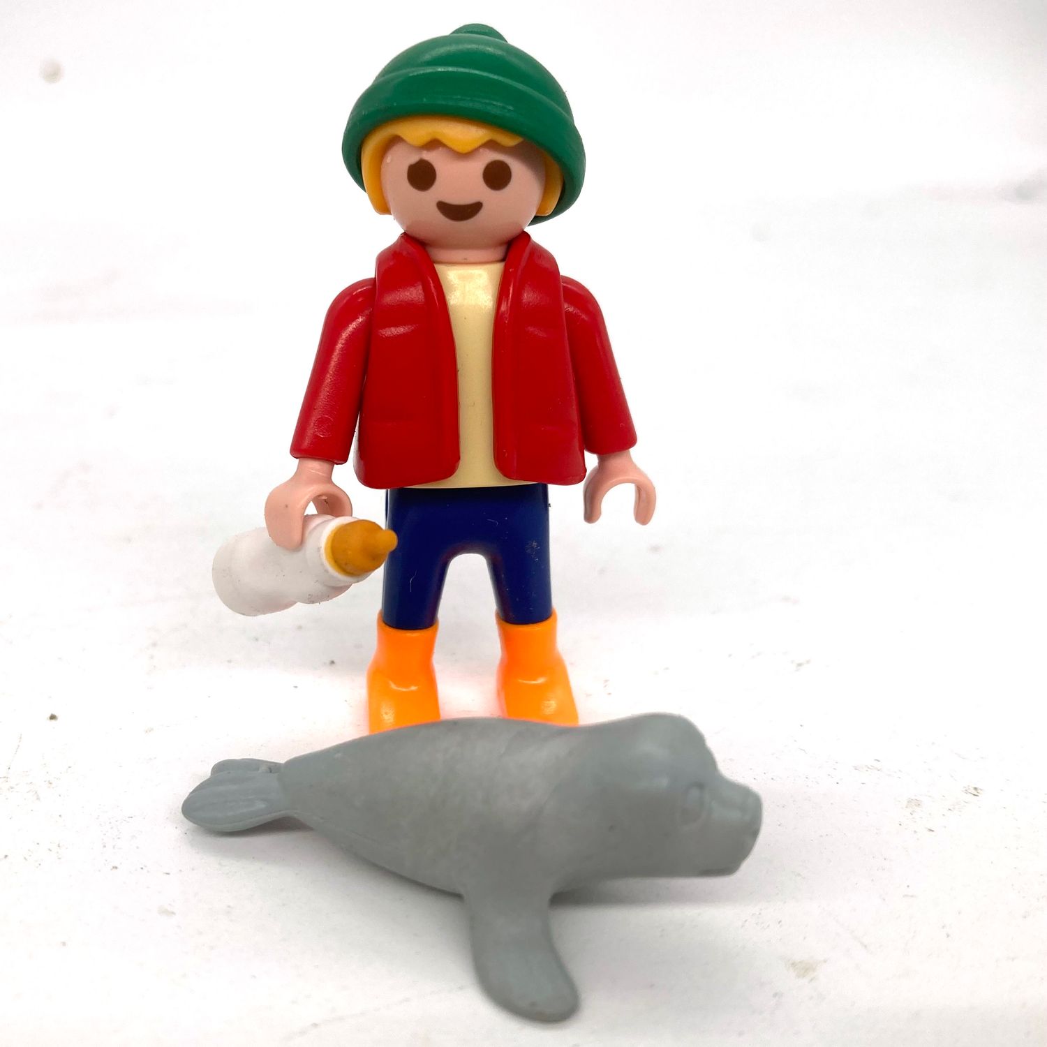 playmobil enfant bébé phoque