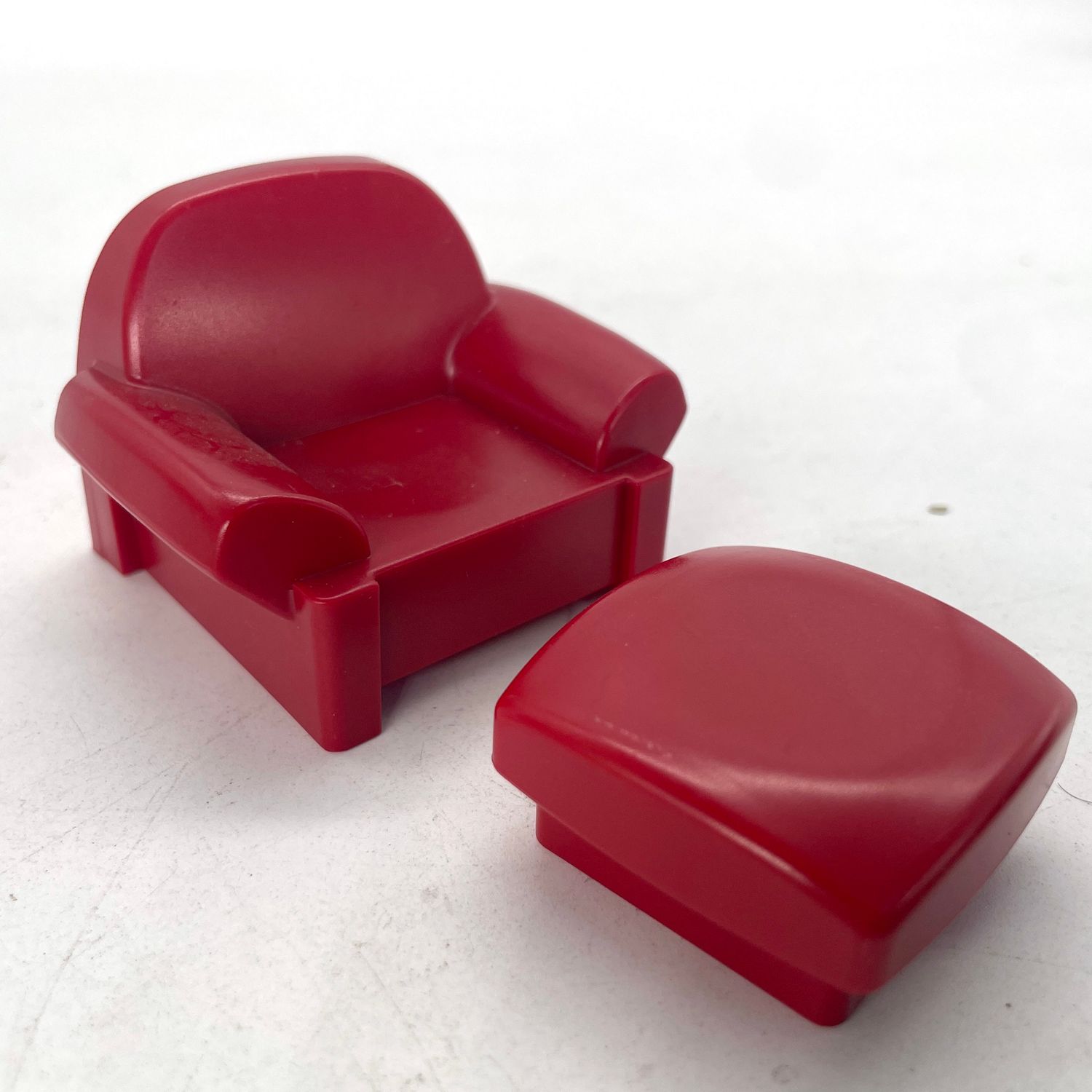playmobil fauteuil moulé et pouf