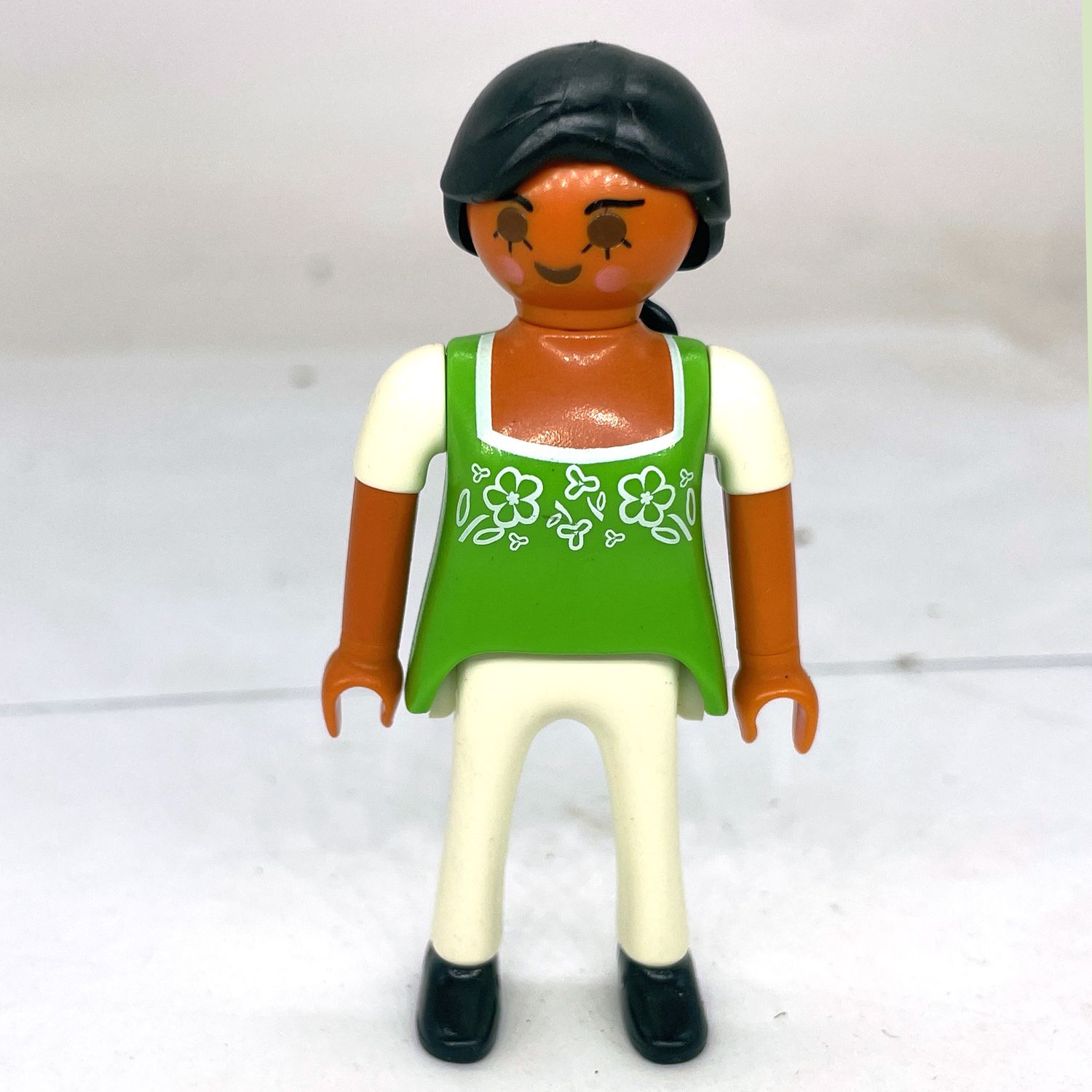 playmobil femme city bronzée