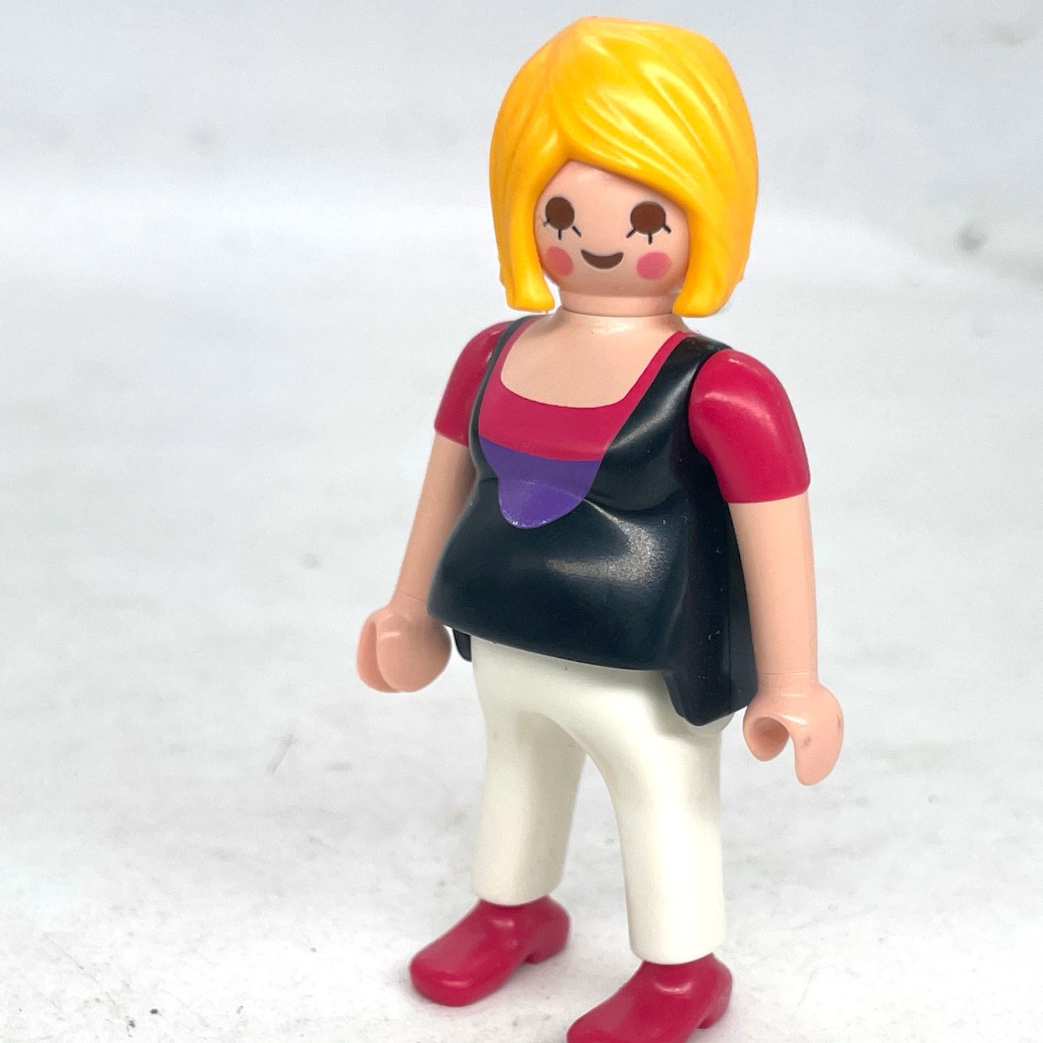 Playmobil femme enceinte blanche rose