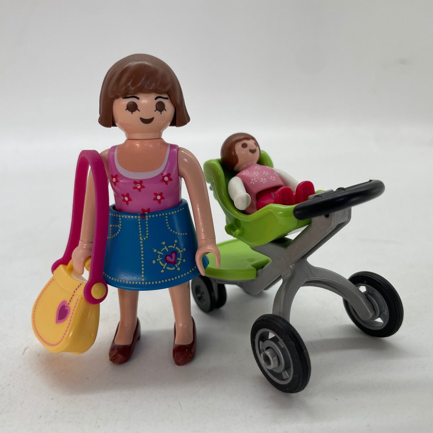 Playmobil maman et poussette