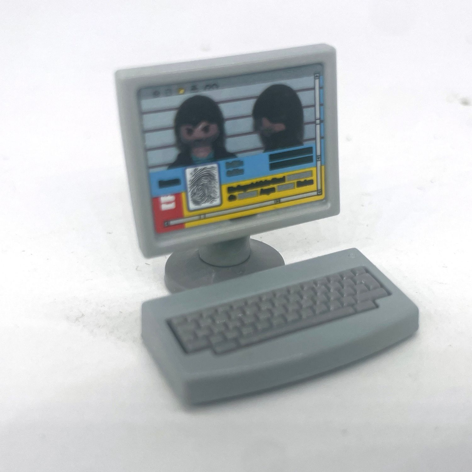 Playmobil ordinateur police identification