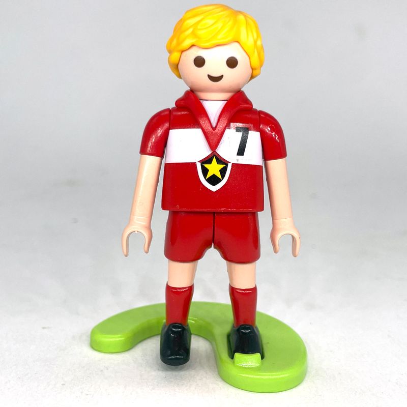 playmobil footballeur rouge