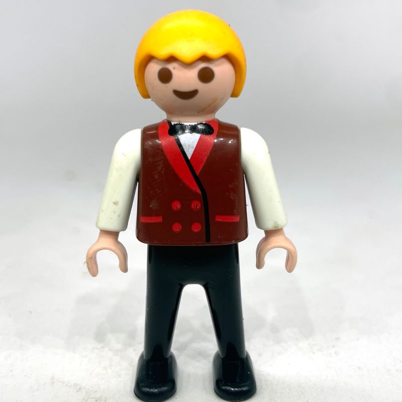 Playmobil enfant marron chic