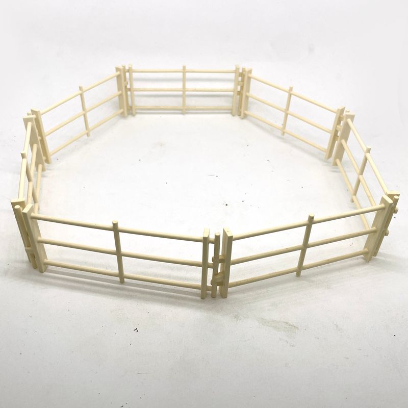 Playmobil enclos blanc équitation