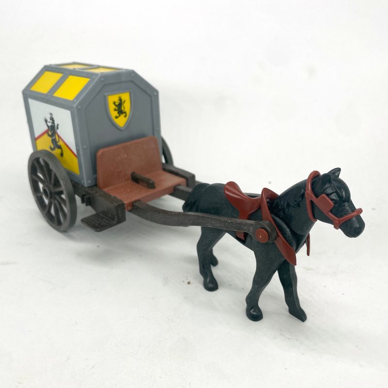 playmobil charette au trésor lion noir