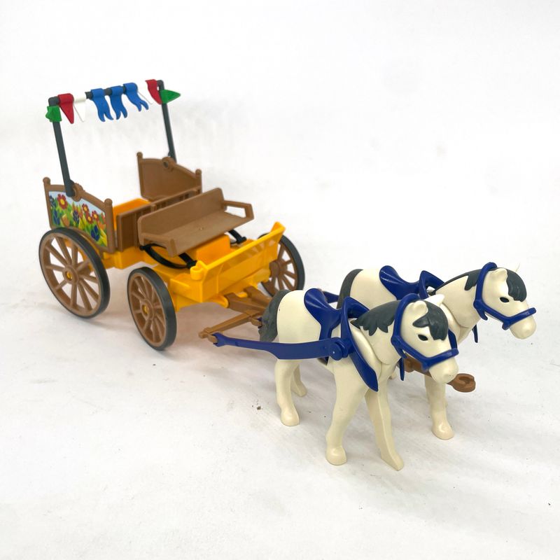 playmobil charette calèche jaune