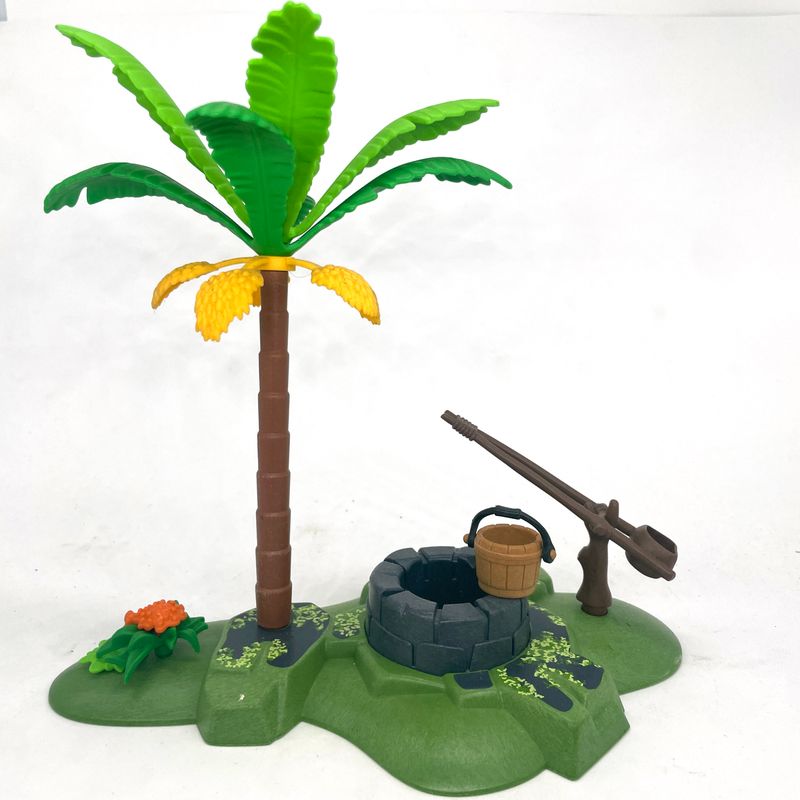 playmobil puit oasis avec palmier