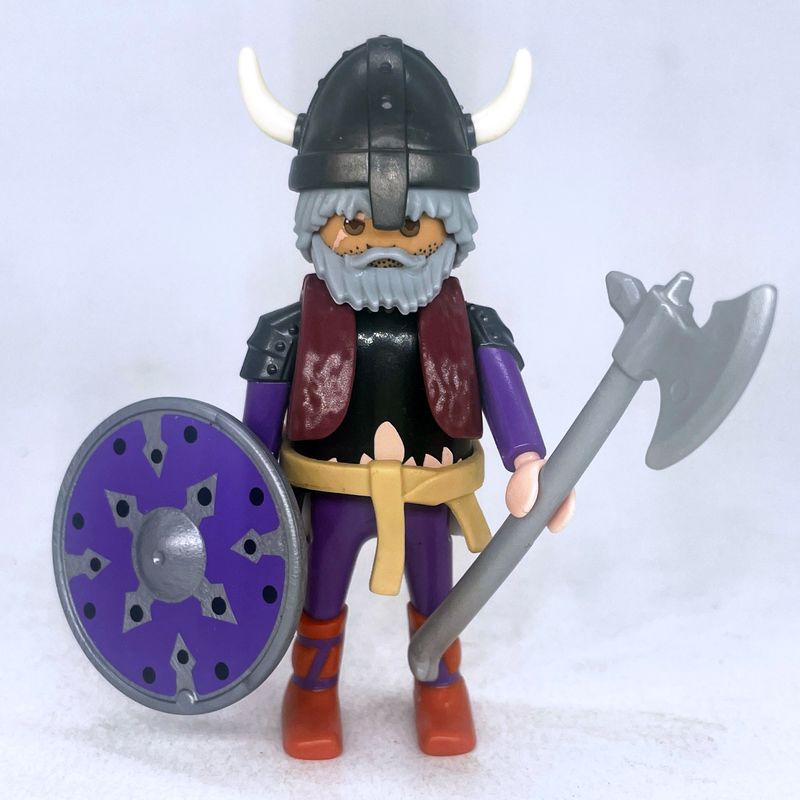 playmobil barbare viking violet playmobil barbare viking violet