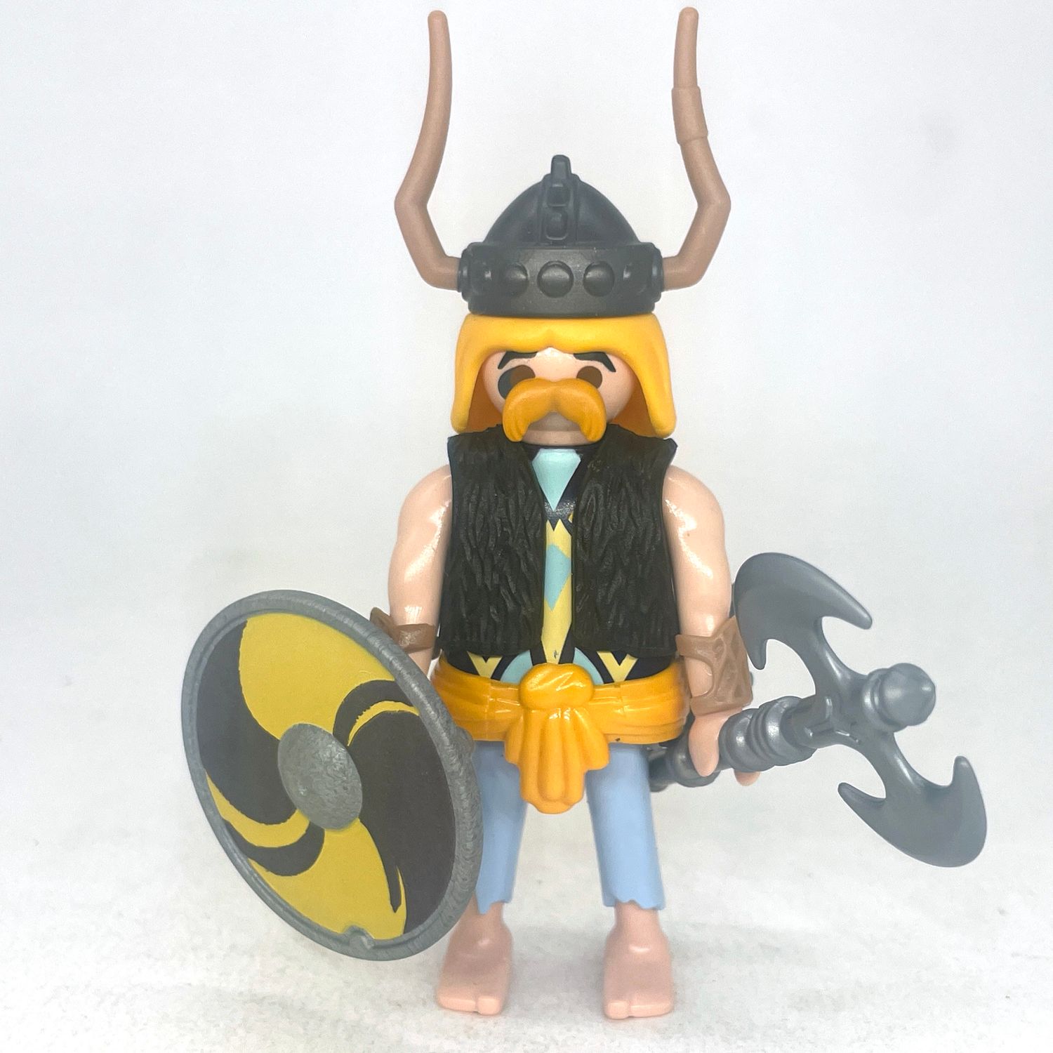 playmobil guerrier barbare