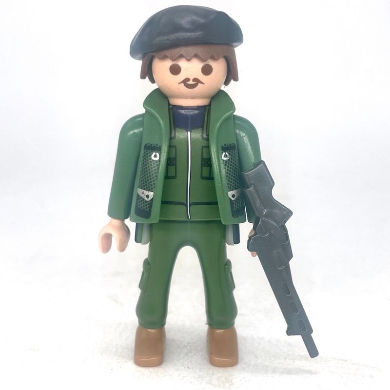 playmobil soldat actuel kaki