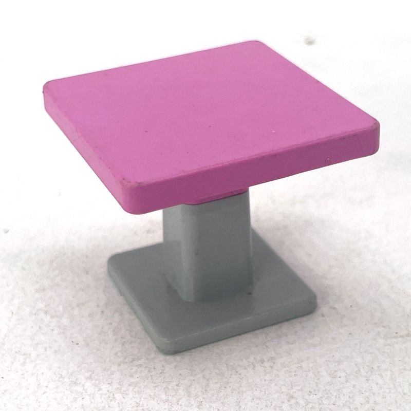 playmobil table carré rose playmobil table carré rose
