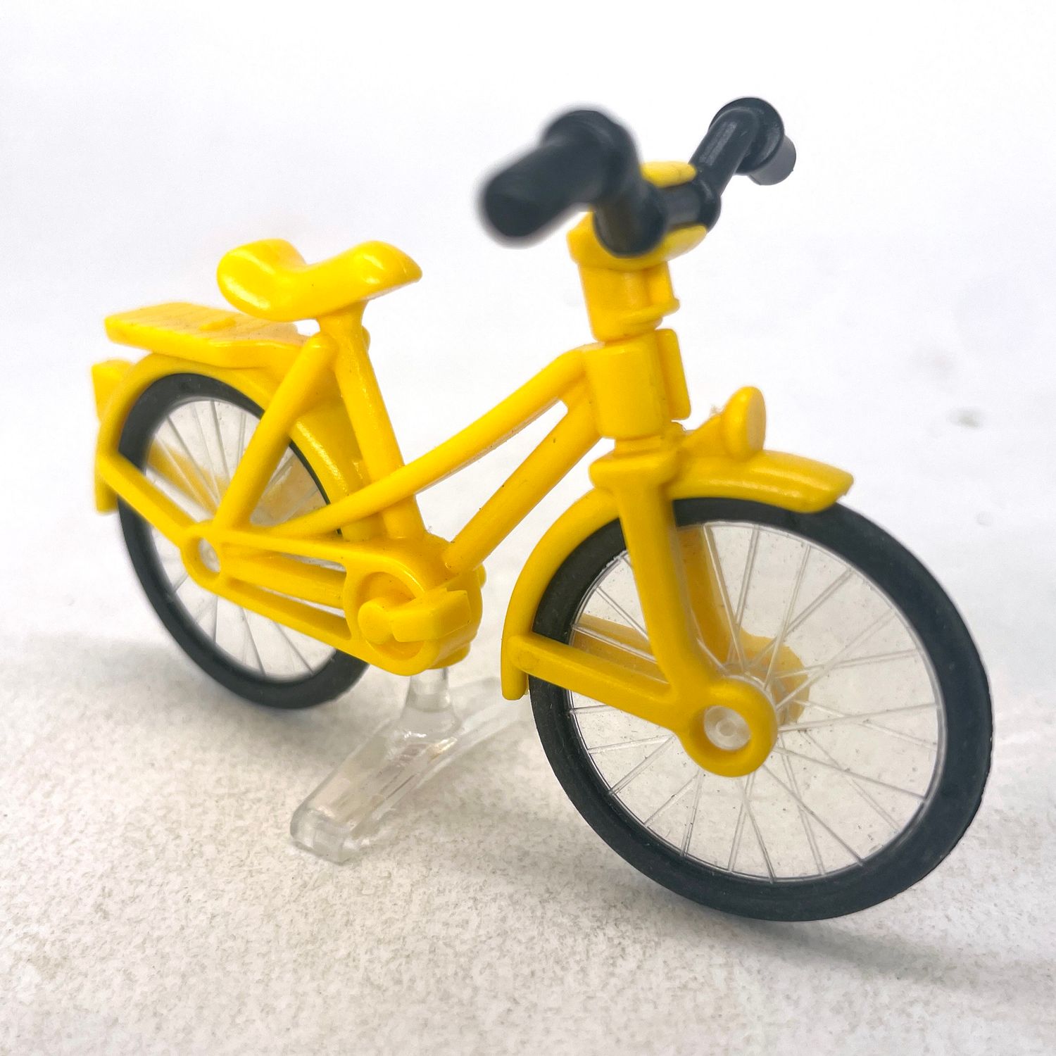 playmobil vélo femme jaune