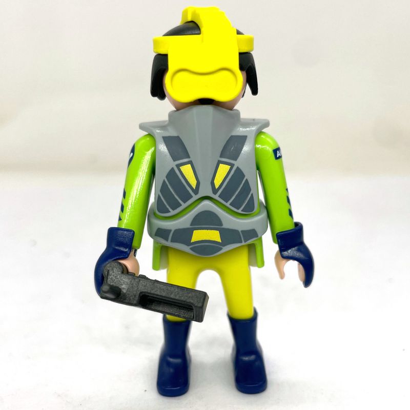playmobil homme espace jaune fluo playmobil homme espace jaune fluo