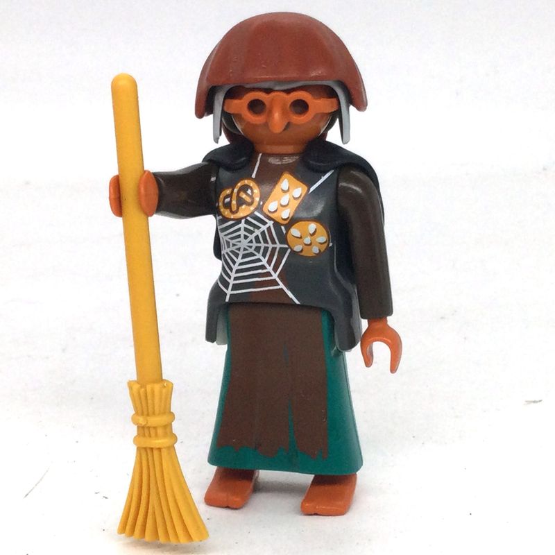 playmobil sorcière marron playmobil sorcière marron