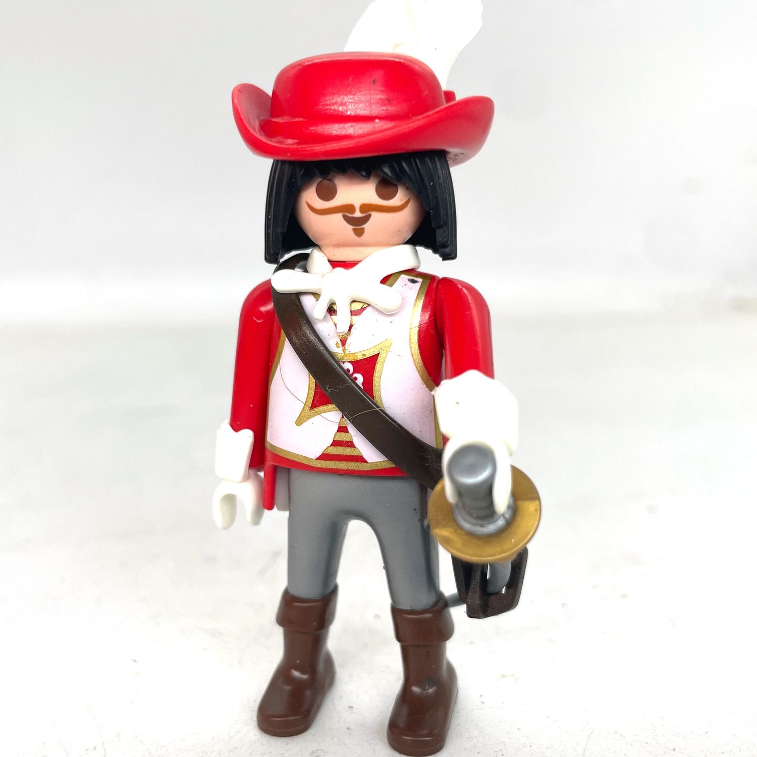 playmobil mousquetaire rouge