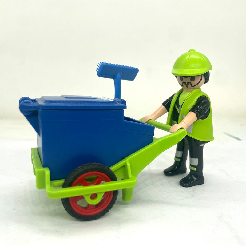 playmobil travailleur cantonnier poubelle