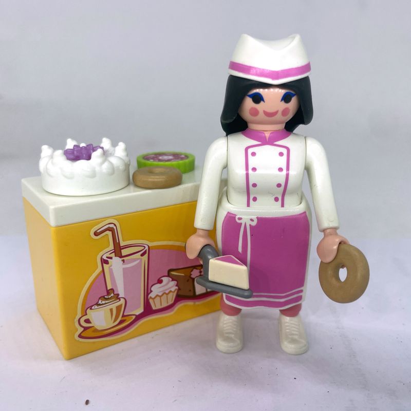playmobil pâtissière et présentoire playmobil pâtissière et présentoire