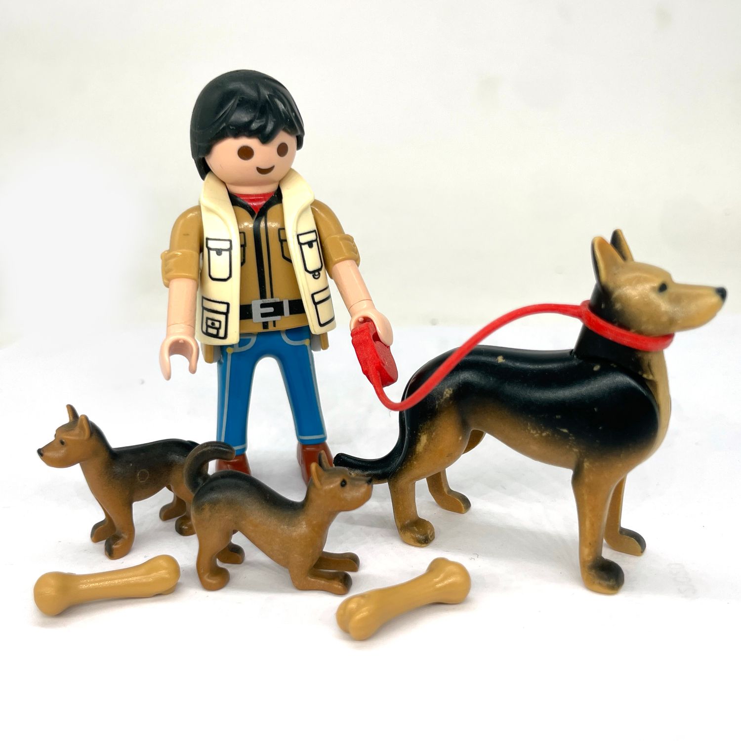 playmobil promeneur de chiens bergers allemands playmobil promeneur de chiens bergers allemands