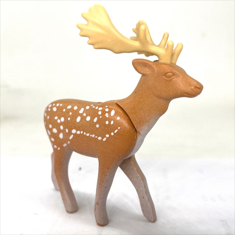 playmobil renne marron tacheté playmobil renne marron tacheté