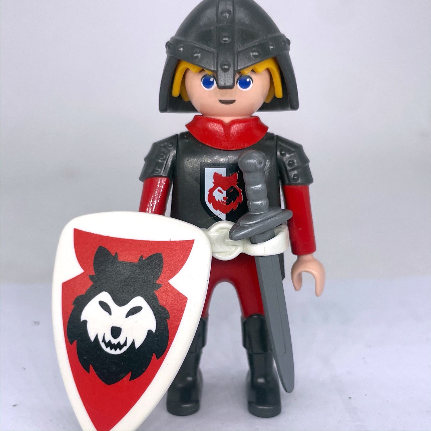 playmobil chevalier du loup