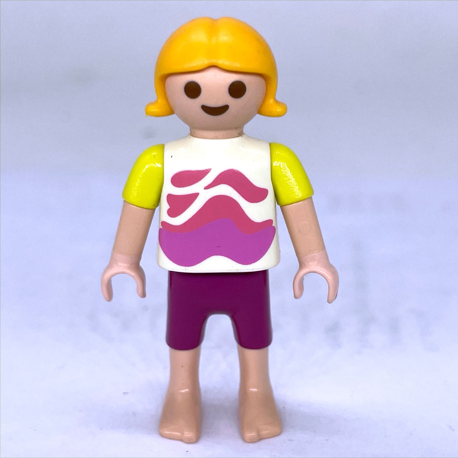 playmobil enfant fillette vagues roses