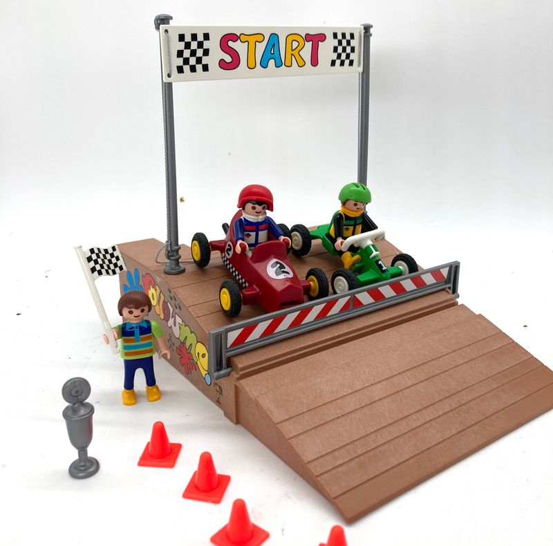 Playmobil tremplin depart de course Playmobil tremplin depart de course