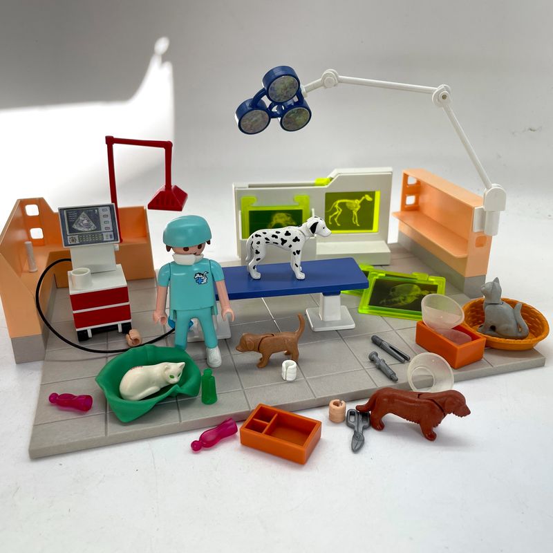 Playmobil set clinique vétérinaire Playmobil set clinique vétérinaire