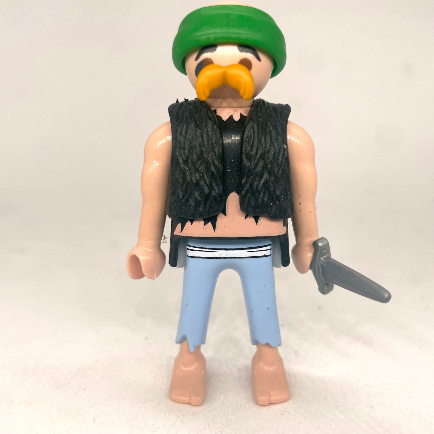 playmobil pirate gaulois moustachu playmobil pirate gaulois moustachu
