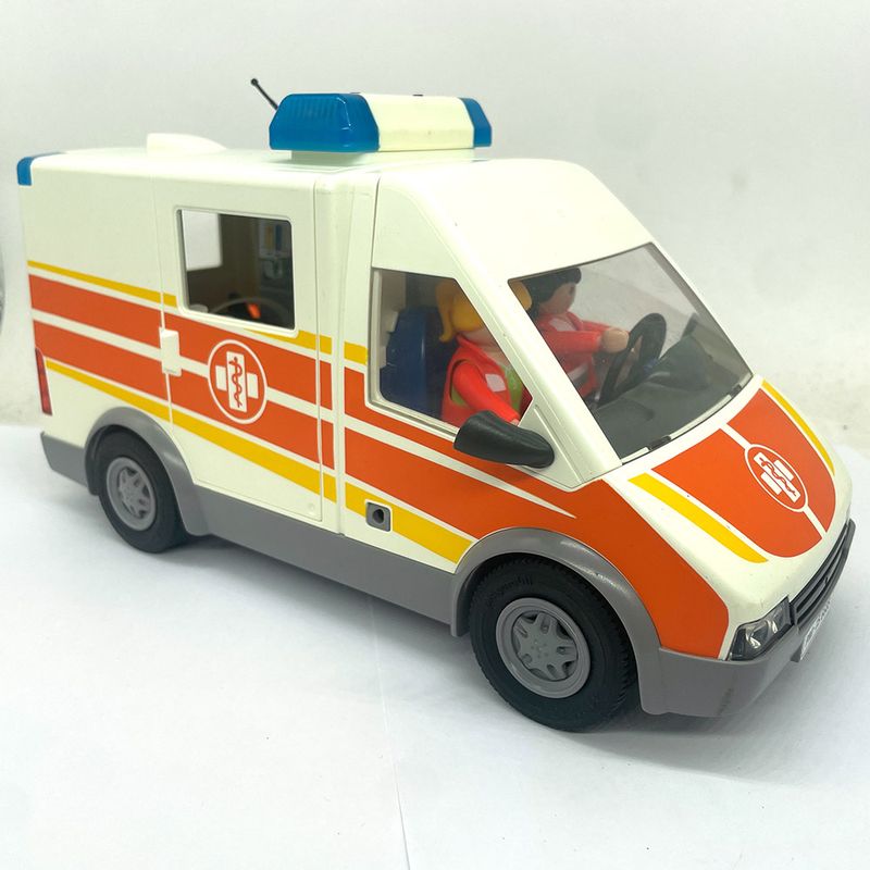 playmobil ambulance playmobil ambulance
