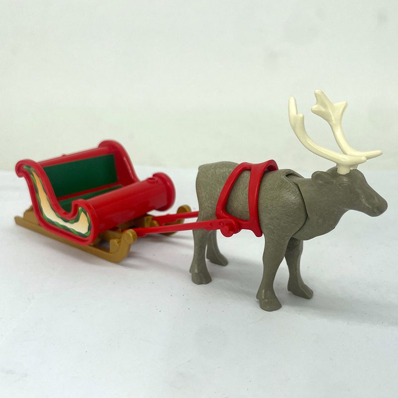 Playmobil traineau père noël Playmobil traineau père noël