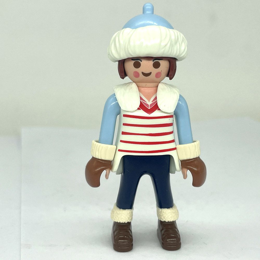 playmobil femme en hiver playmobil femme en hiver
