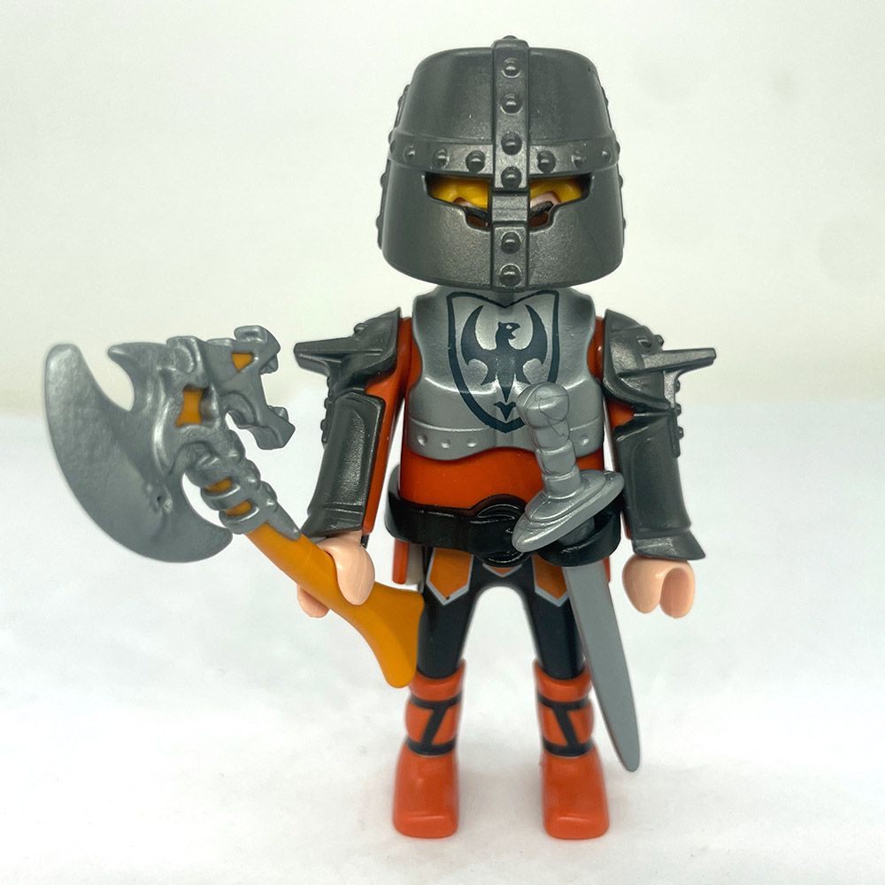 playmobil chevalier orange hache