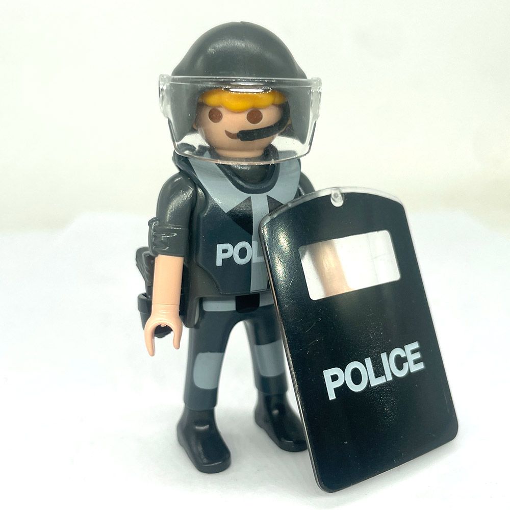 playmobil policier swat gris et bouclier playmobil policier swat gris et bouclier