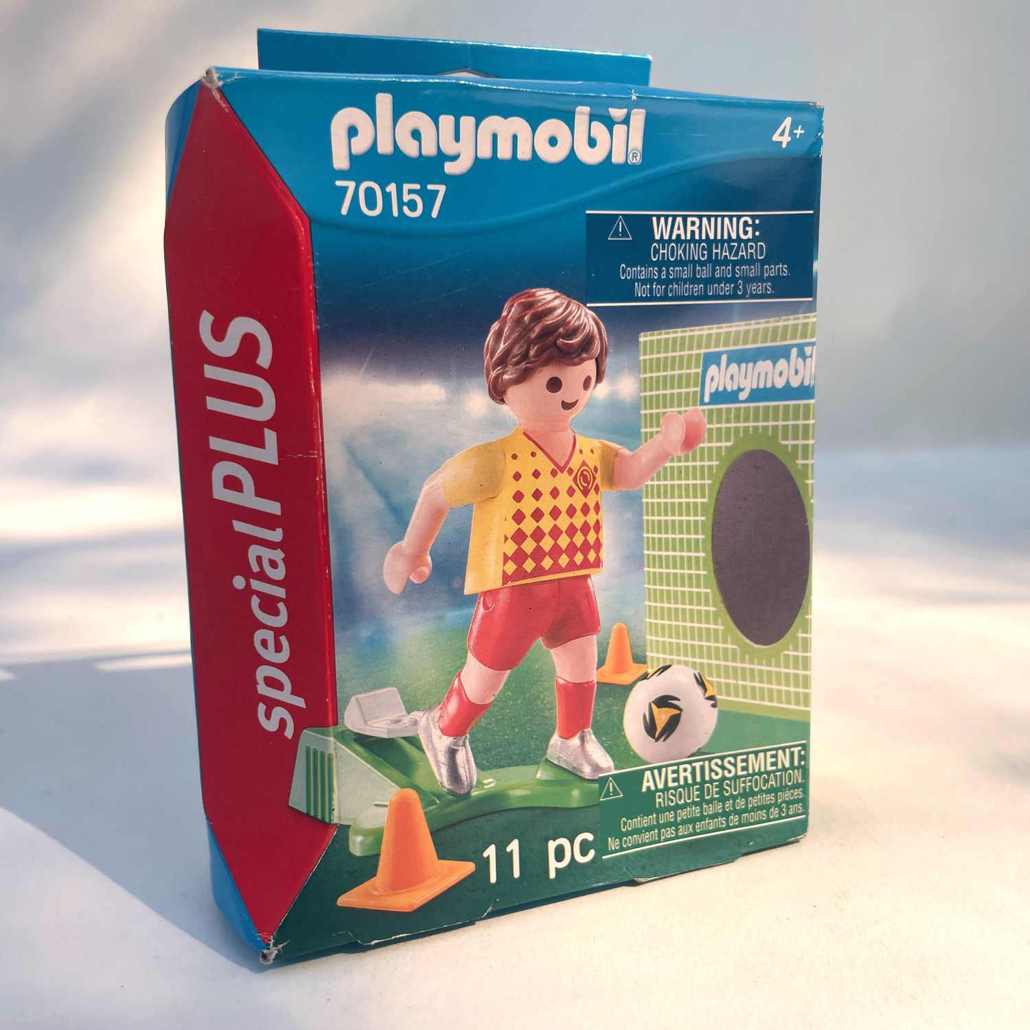 playmobil 70157 footballeur jaune orange playmobil 70157 footballeur jaune orange