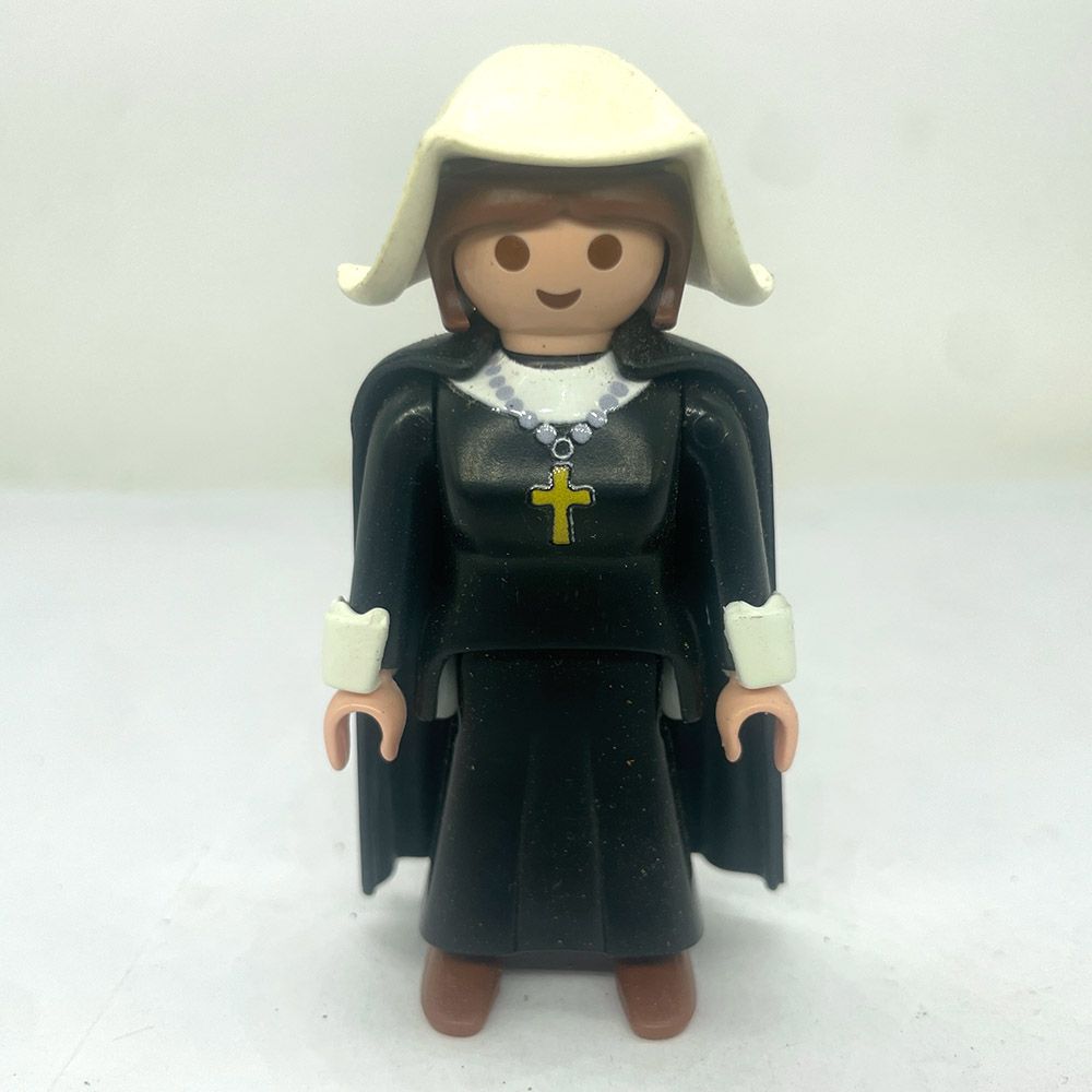 playmobil religieuse nonne en noir playmobil religieuse nonne en noir