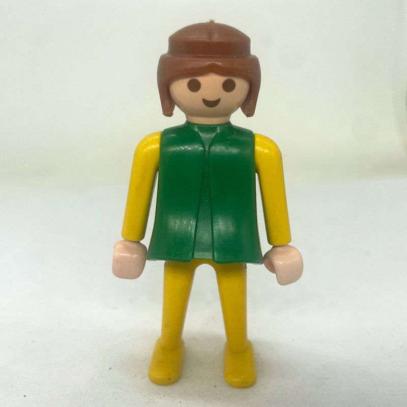 playmobil femme vintage vert et jaune playmobil femme vintage vert et jaune