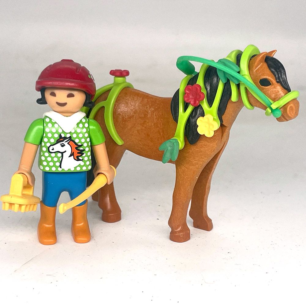 playmobil enfant et poney décoré playmobil enfant et poney décoré