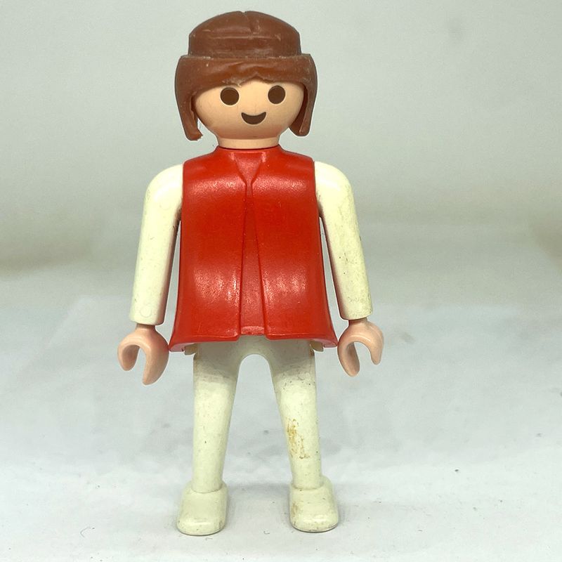 Playmobil femme vintage rouge blanche