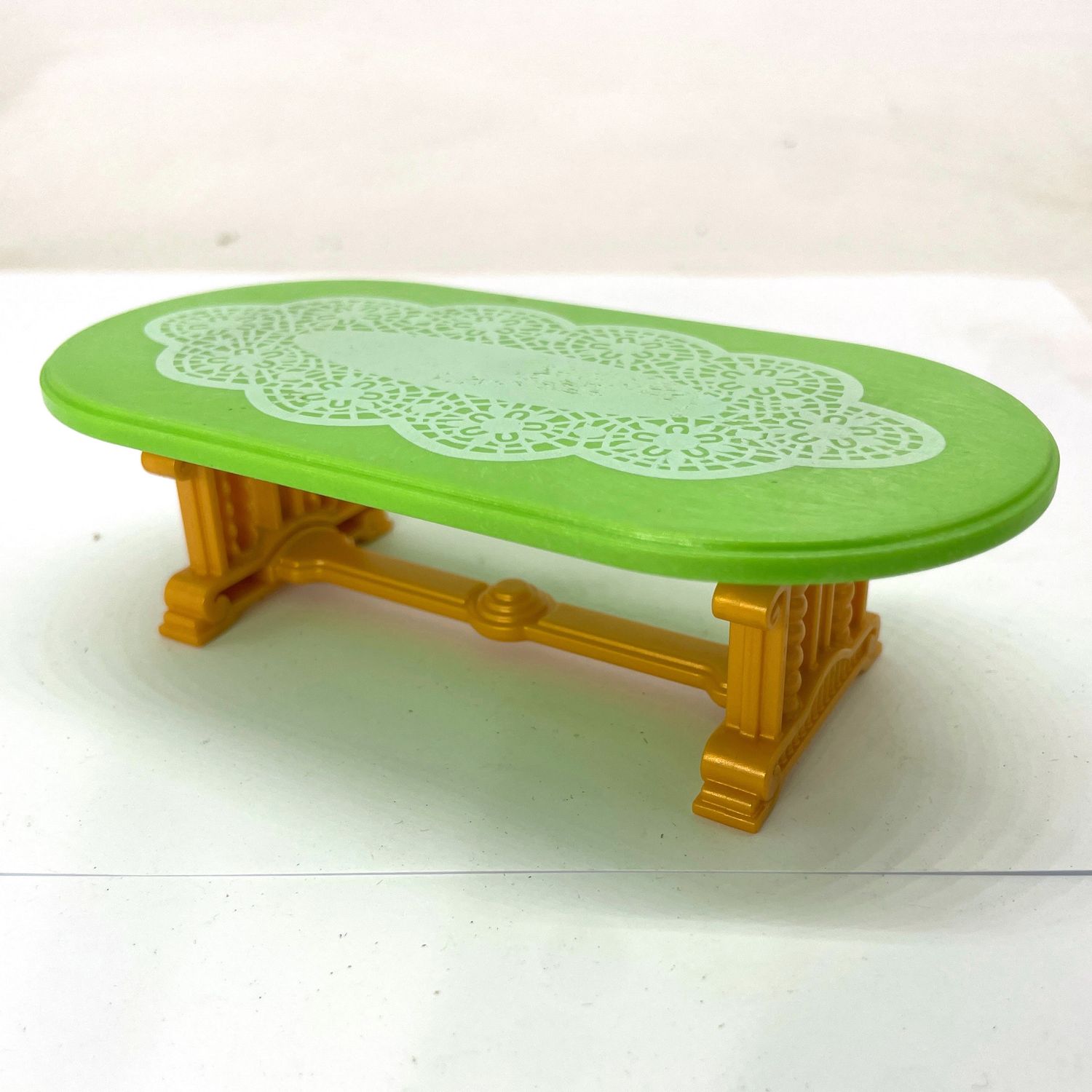 Playmobil table ovale verte et or