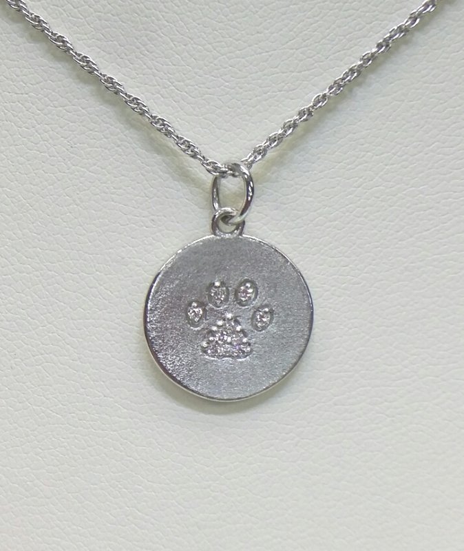 14Kt White Gold Diamond Paw Print