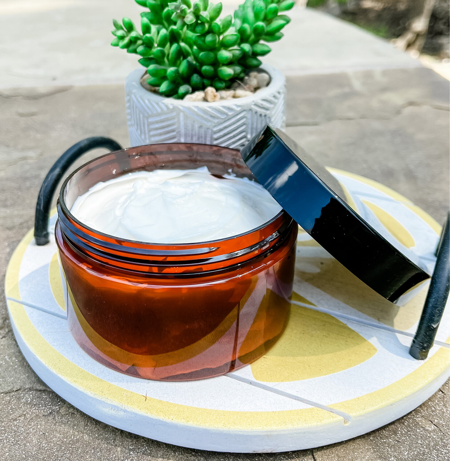 Body Butter in a TUB