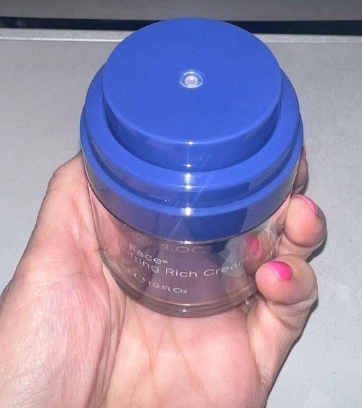Tru Face Uplifting Cream