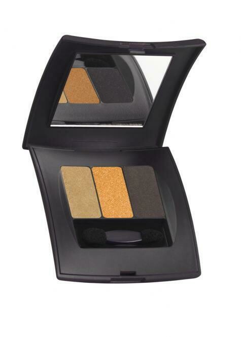 Endless California Powder Eyeshadow Trio Wet / Dry Formula 4,2 g Endless California Powder Eyeshadow Trio Wet / Dry Formula 4,2 g