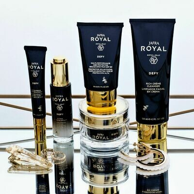 Jafra  ROYAL  DEFY Powerful. Proven.