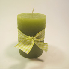 Kerze olive