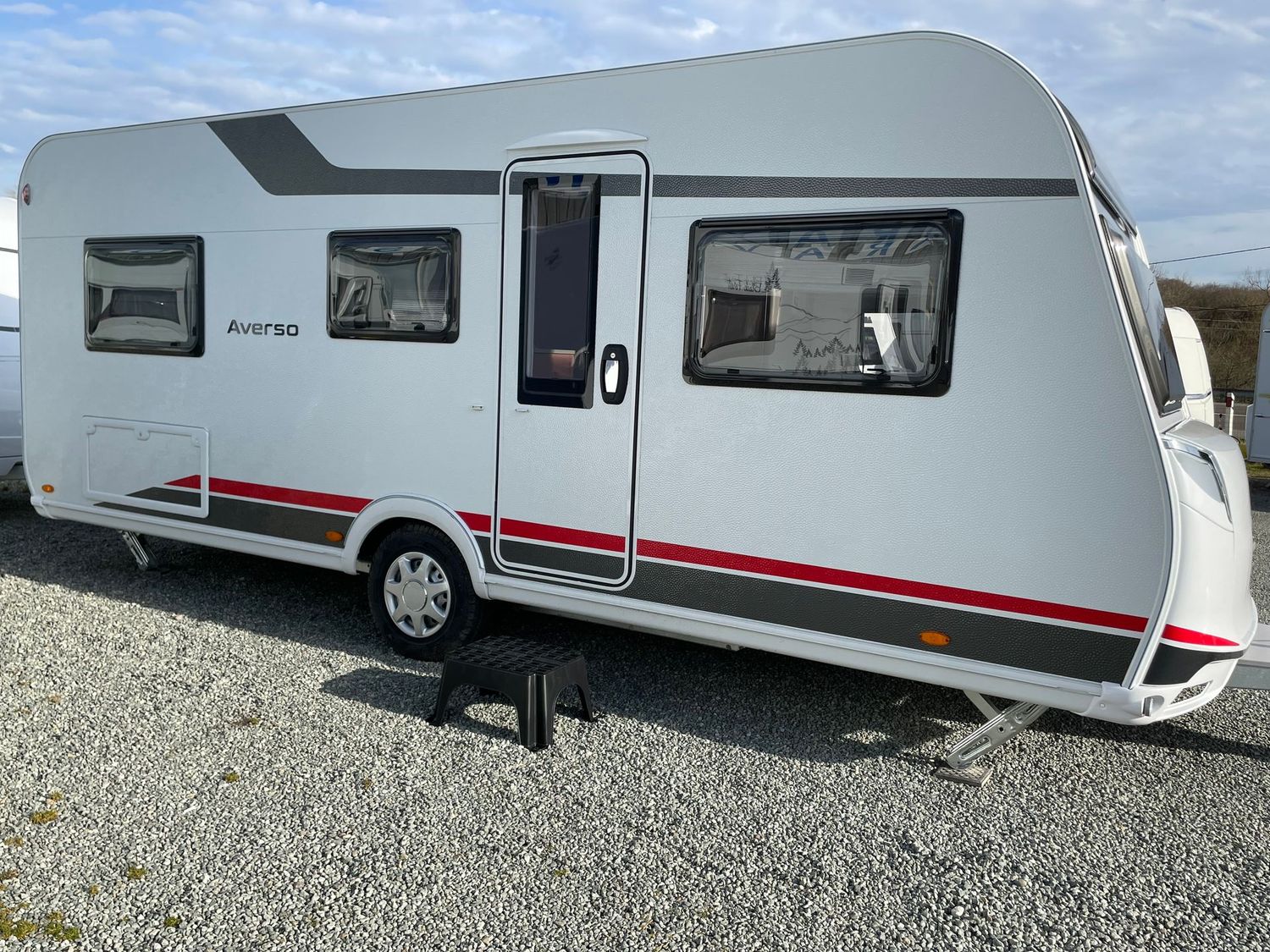 BURSTNER Averso 535 TL
