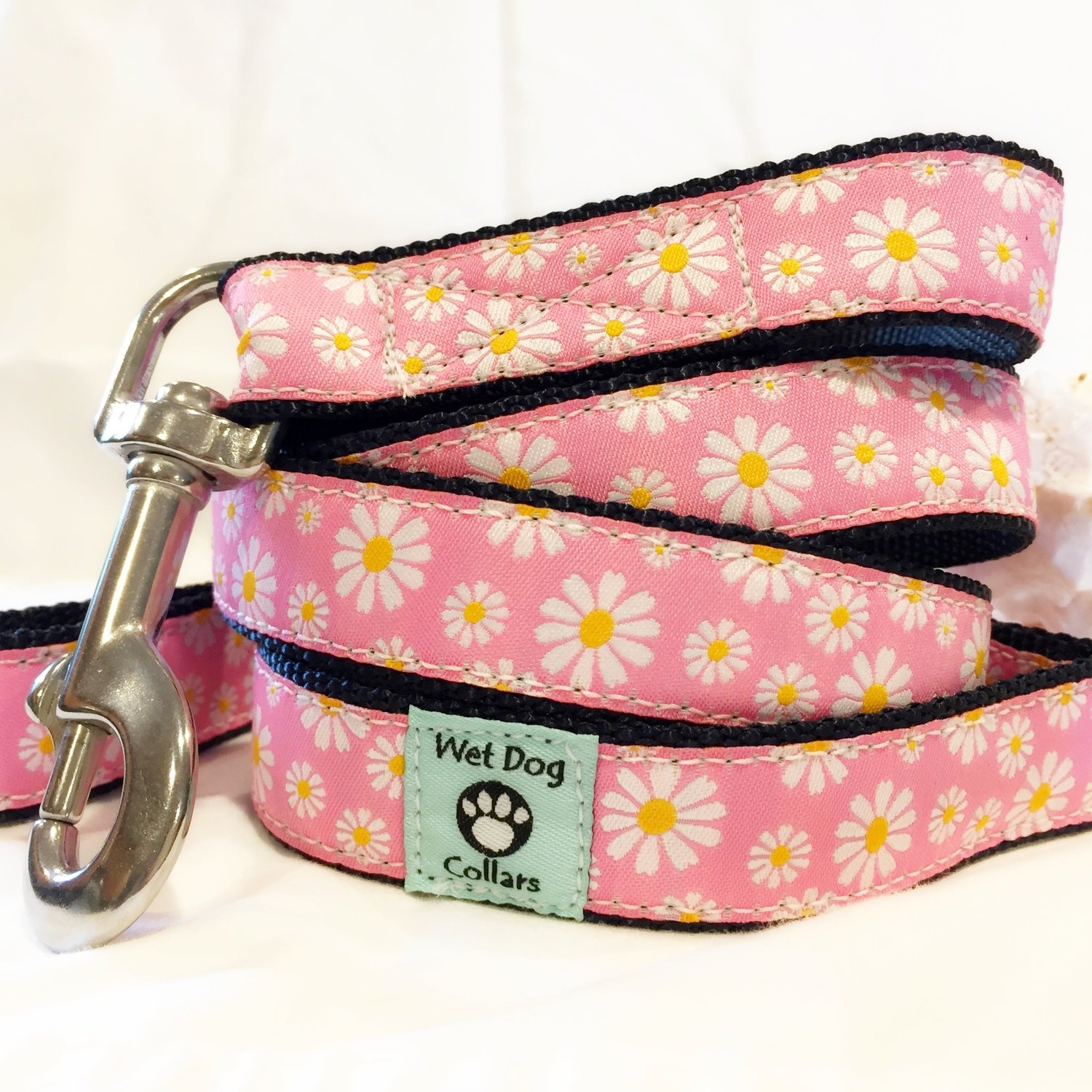Peace, Love &amp; Daisies Dog Leash